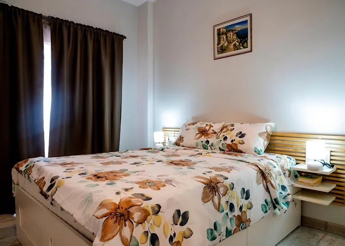 B&g Bliss * Nea Iraklia